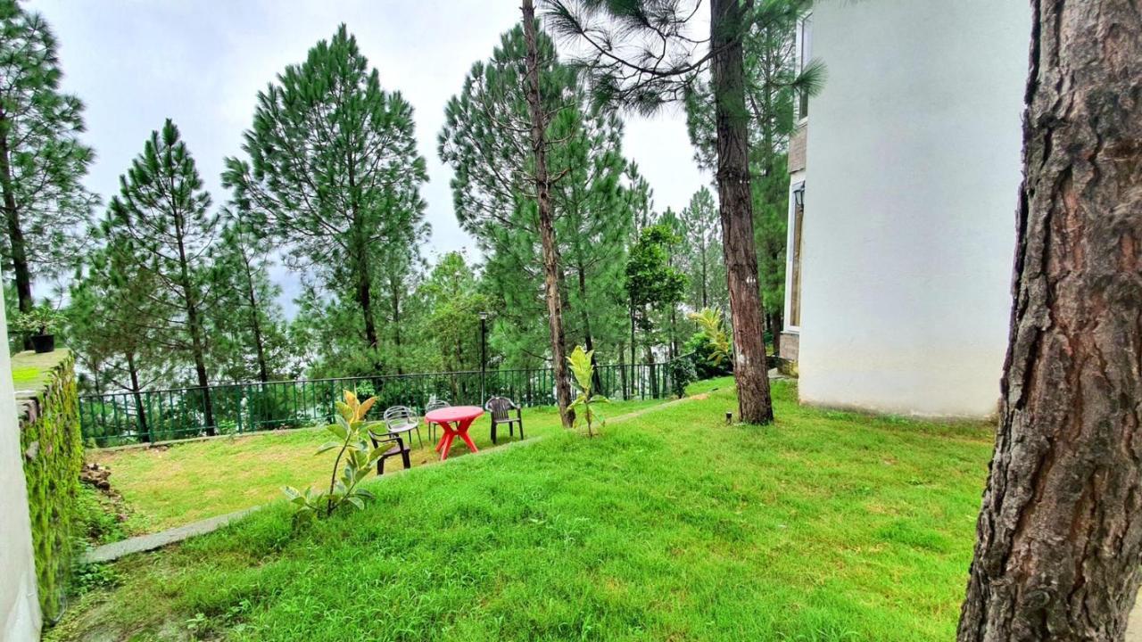 Blue Pine Orchards - Villas Lansdowne Luaran gambar