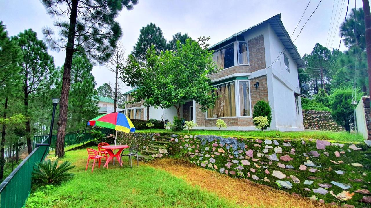 Blue Pine Orchards - Villas Lansdowne Luaran gambar