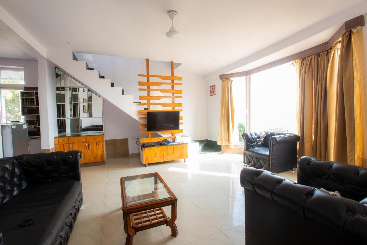 Blue Pine Orchards - Villas Lansdowne Luaran gambar