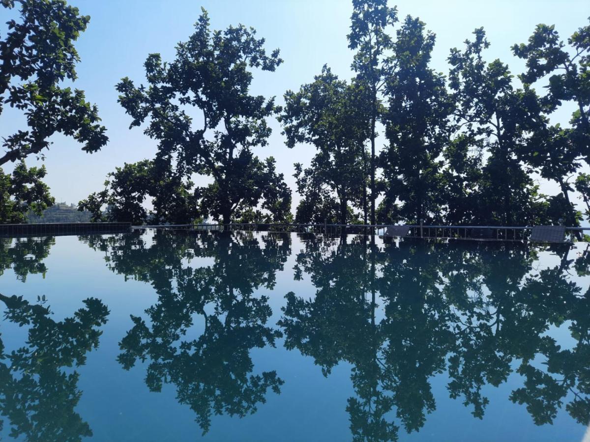 Blue Pine Orchards - Villas Lansdowne Luaran gambar