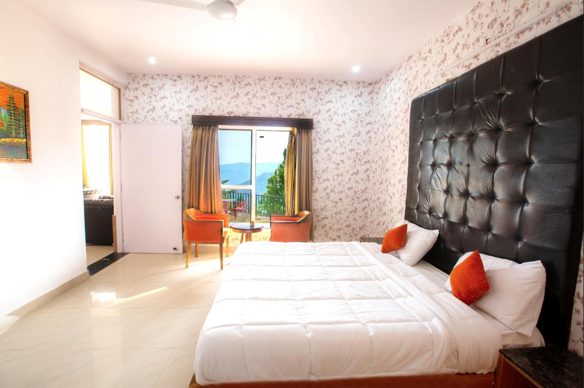 Blue Pine Orchards - Villas Lansdowne Luaran gambar