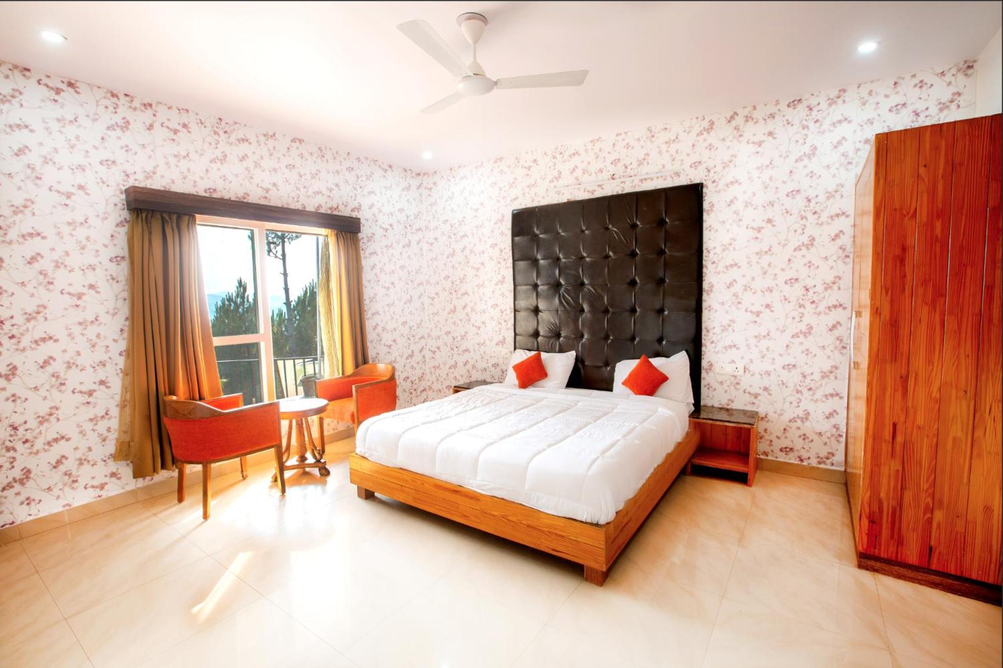 Blue Pine Orchards - Villas Lansdowne Luaran gambar