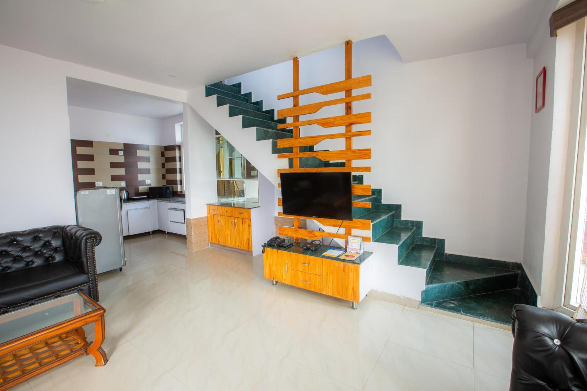 Blue Pine Orchards - Villas Lansdowne Luaran gambar
